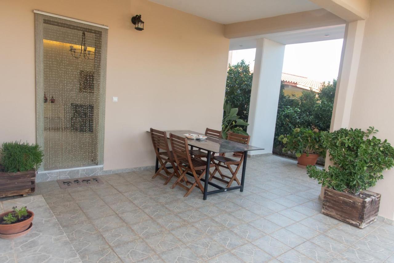Oak Apartment - Garden, Monodri Monodrio Exterior photo